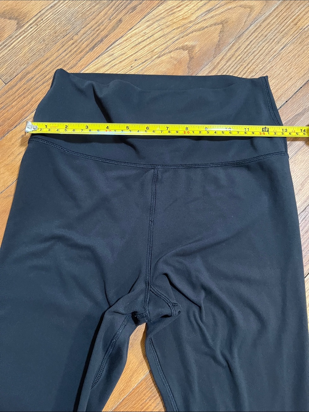 Scorpio Sol Black Active Leggings - Picture 3 of 9